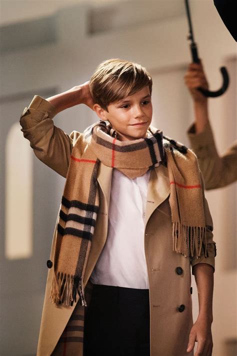 romeo beckham burberry video|Romeo Beckham for Burberry Campaign 2014.